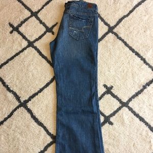 NWOT. AE Boyfriend jeans size 12